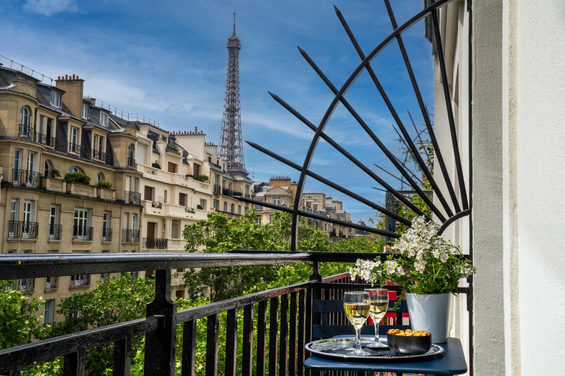 Hôtel Le Cercle - Chambre Classique Balcon Tour Eiffel