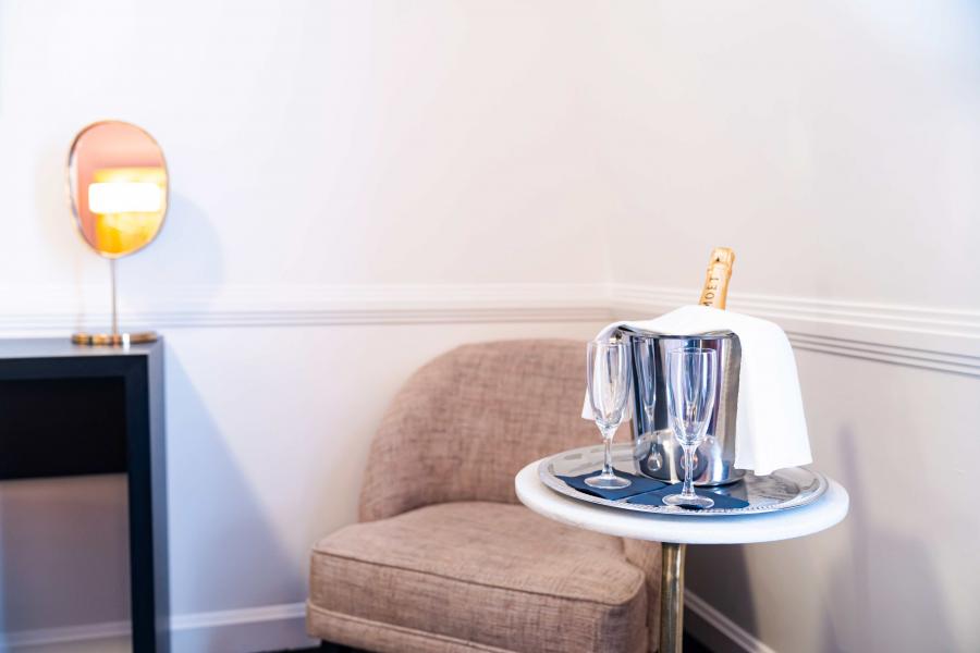 Hôtel Le Cercle - Chambre Supérieure Vue Tour Eiffel